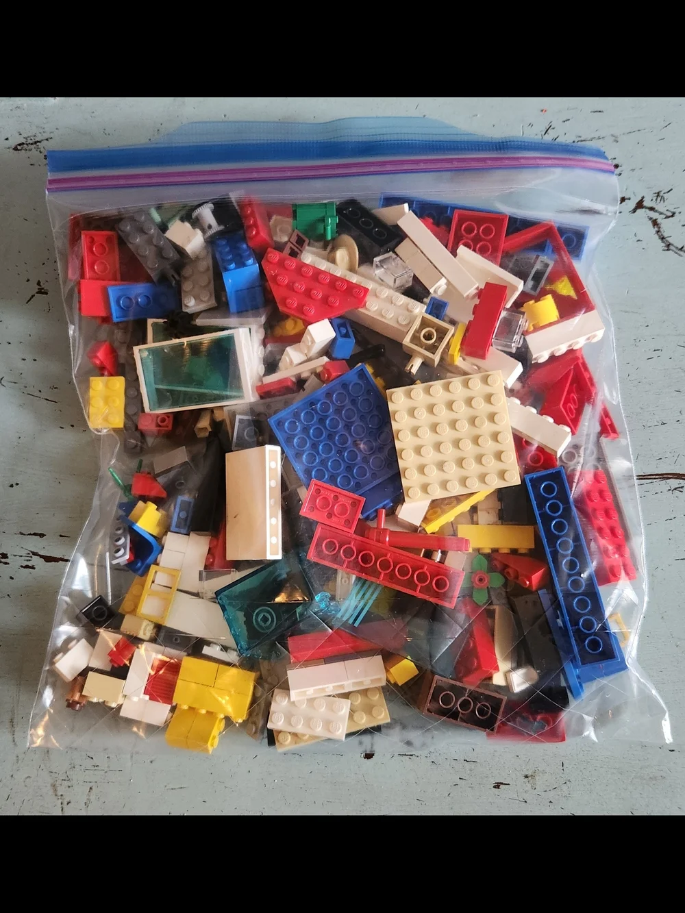1lb Bag of Assorted Lego Bricks - Multicolor